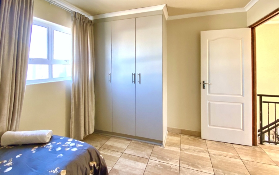 3 Bedroom Property for Sale in Laaiplek Western Cape